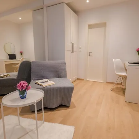 Dubrovnik Airport - Moonlight Konukevi Mocici