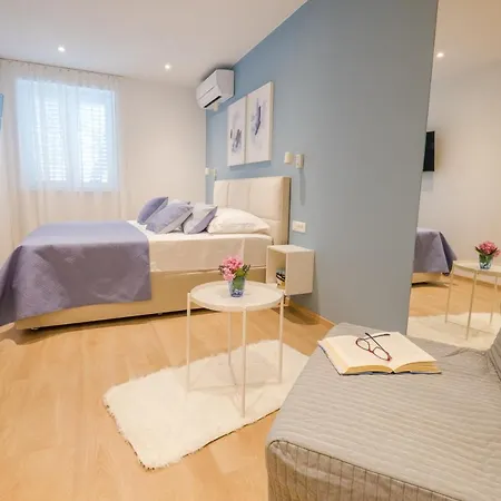 Konukevi Dubrovnik Airport - Moonlight 4*