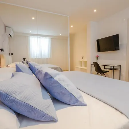 Dubrovnik Airport - Moonlight Guest house Mocici