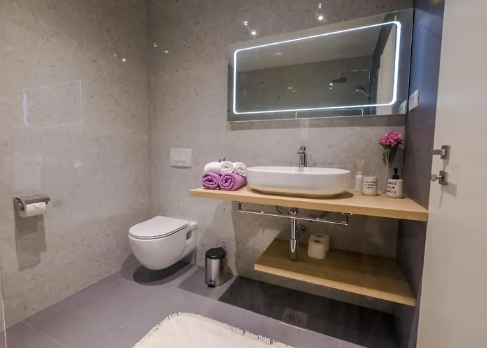 Dubrovnik Airport - Moonlight