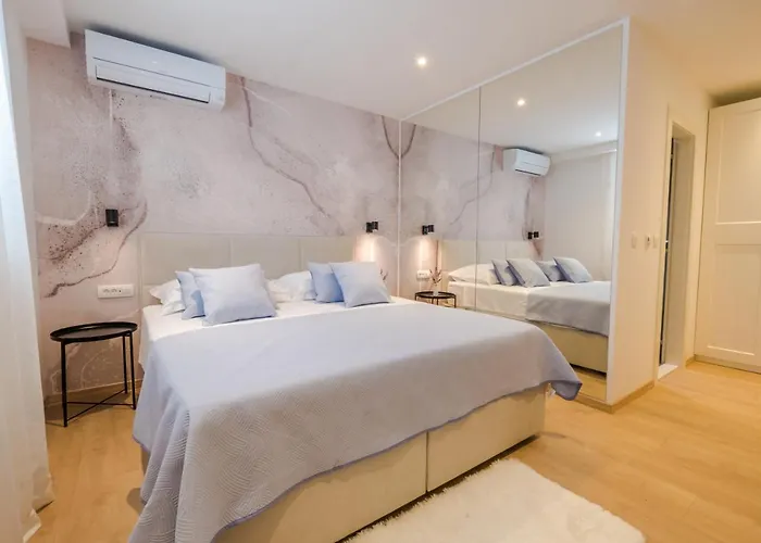 Dubrovnik Airport - Moonlight Guest house 4*