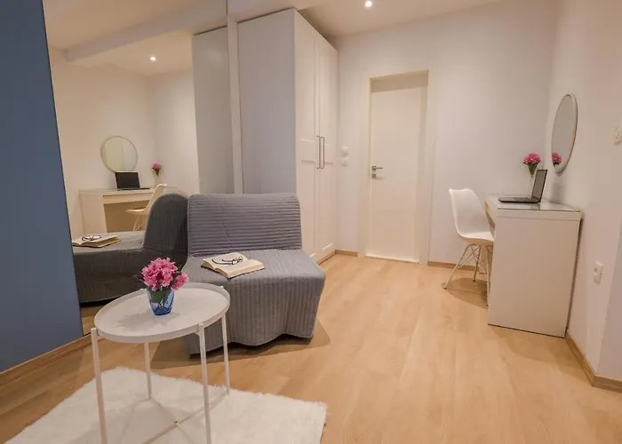 Dubrovnik Airport - Moonlight Guest house Mocici